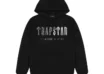 Trapstar Kurtka: Where Streetwear Attitude Meets Iconic Outerwear