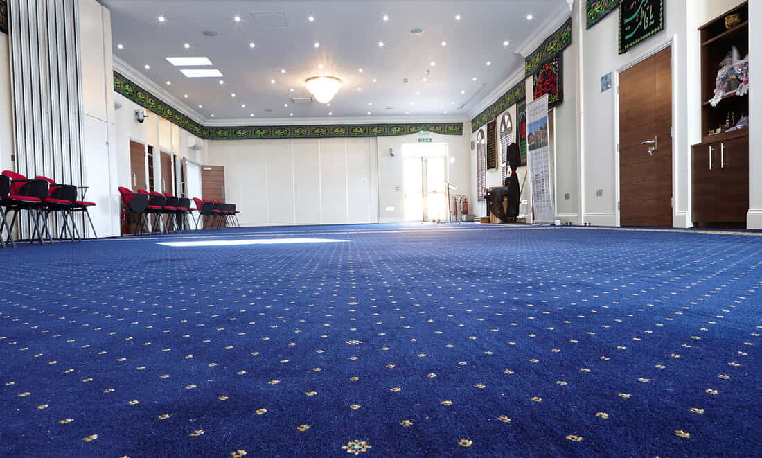 Long Prayer Sessions Mosque Carpet Dubai
